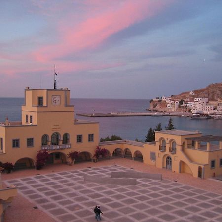 Atlantis Hotel Karpathos Town  Exterior photo