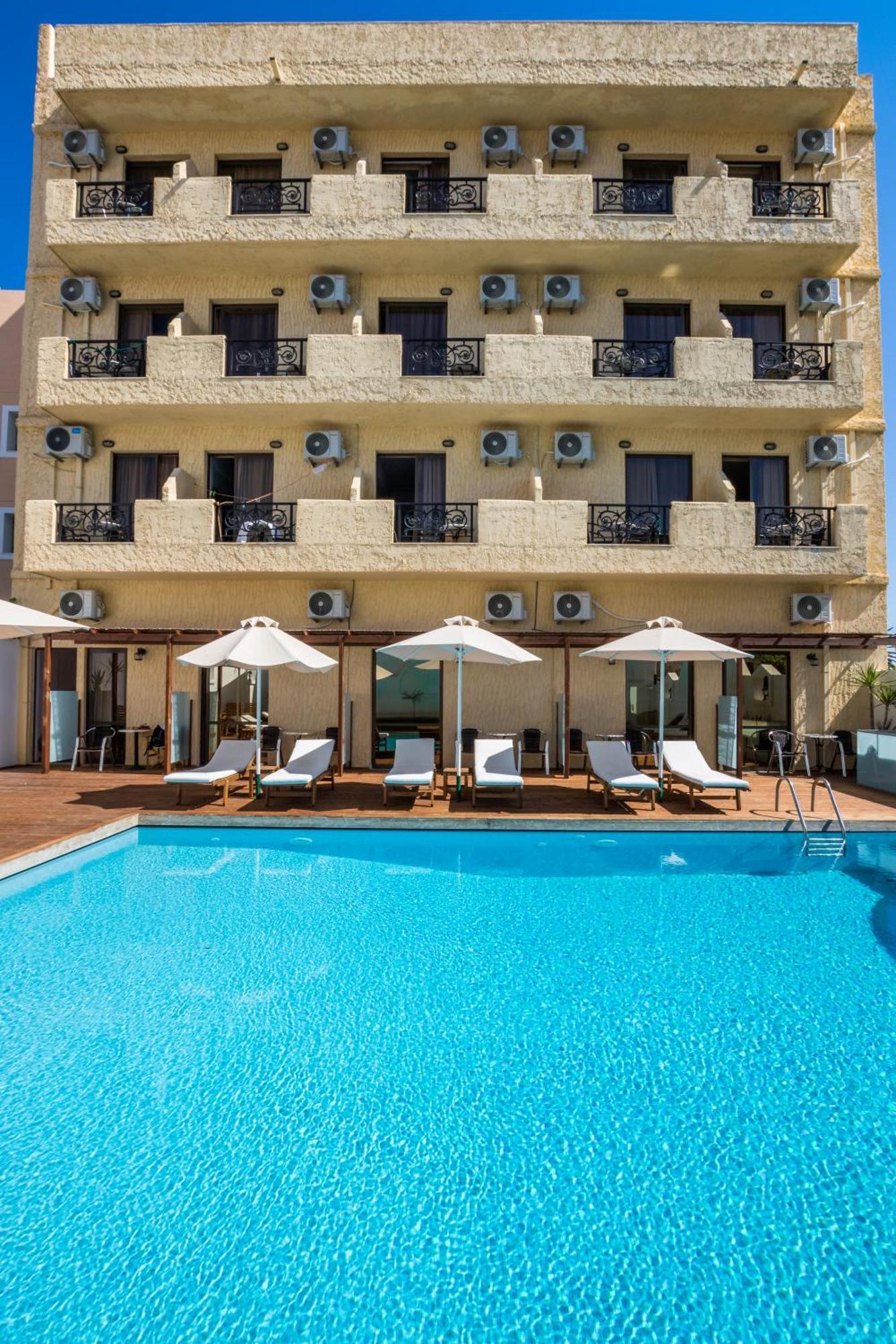 Atlantis Hotel Karpathos Town  Exterior photo